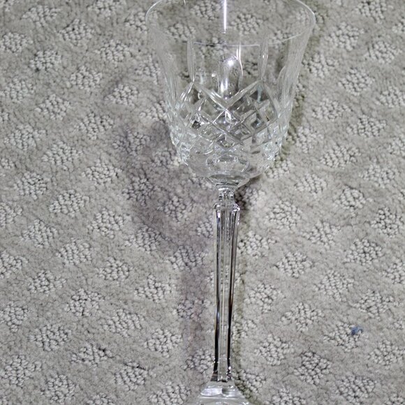 NWT Set of 2 Mikasa Claridge TS111 Full Lead Crystal Medium Wine Glasses - Picture 2 of 4